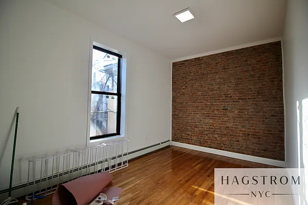 Rented by Hagstrom Management Inc | media 12