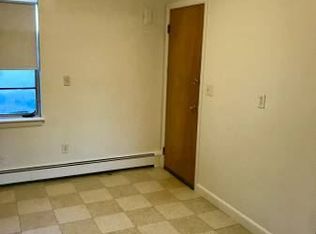 17 Prospect St APT 7, Waltham, MA 02453