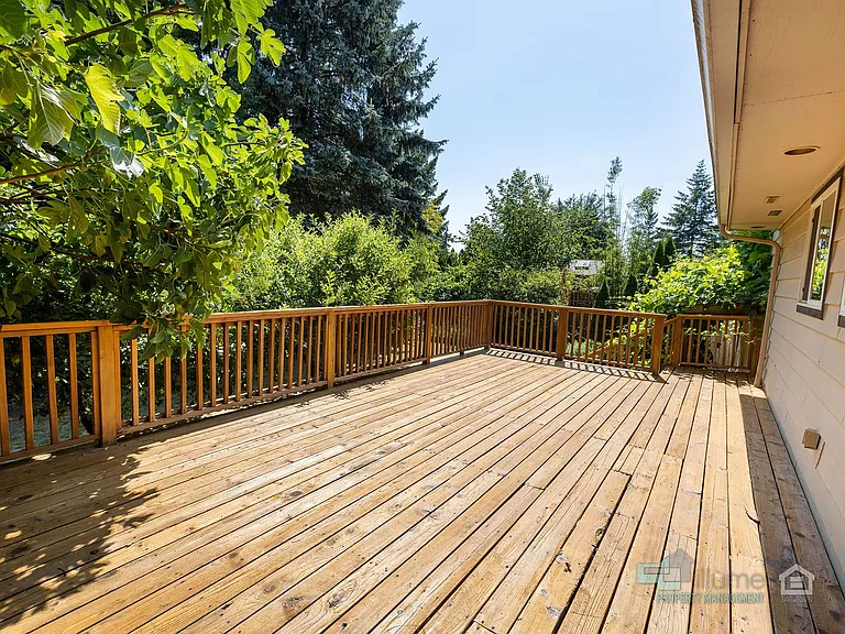 9610 SW Washington Pl — Photo 40