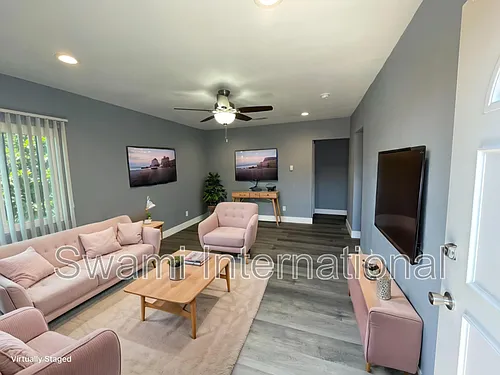 1031 W 102nd St #1 Photo 1