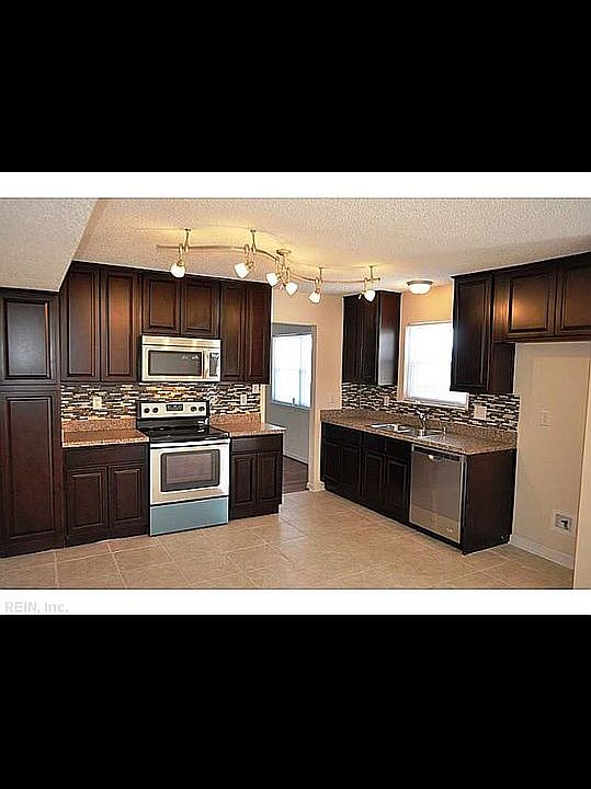 1st image of 3316 Turtle Rock Dr