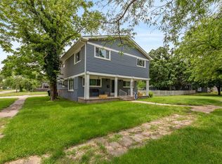 402 Pine St, Halstead, KS 67056