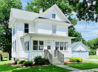 344 S Main St, Long Grove, IA 52773