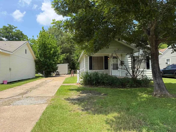 732 Royal Ave, Port Neches, TX 77651