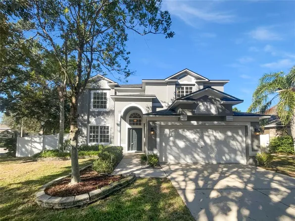 2613 Queen Alberta Dr, Valrico, FL 33596