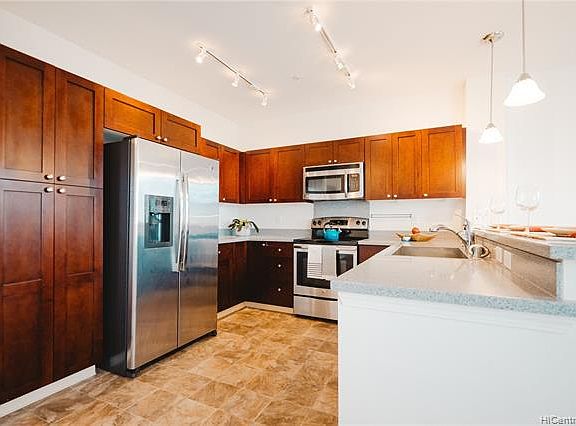 5th image of 1020 Kakala St APT 814