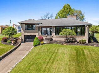 320 Thornwood Dr, Canonsburg, PA 15317
