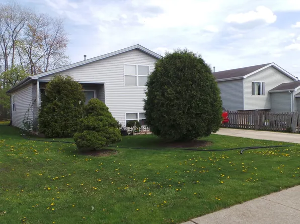 2129 Dugdale Rd, North Chicago, IL 60064