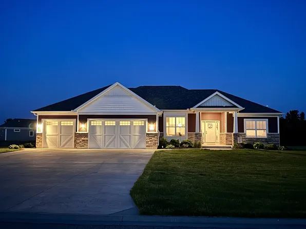 801 Ann Marie Dr, Utica, IL 61373