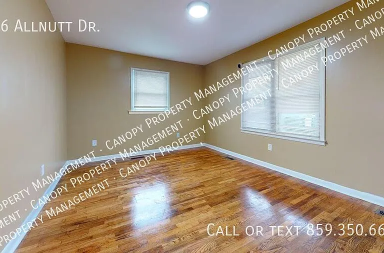 136 Allnutt Dr — Photo 12