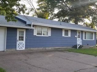 619 Mill St, Wapello, IA 52653