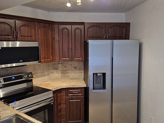 5th image of 9715 Fontainebleau Blvd #E303