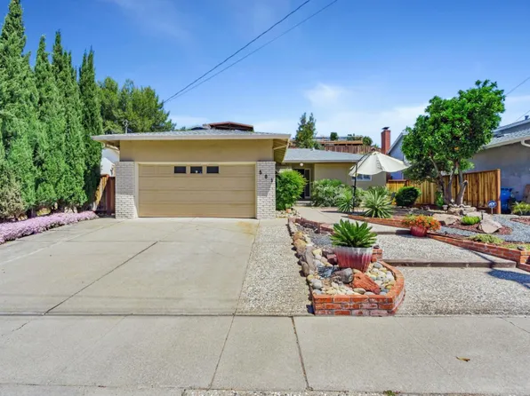 501 Lindley Dr, Antioch, CA 94509