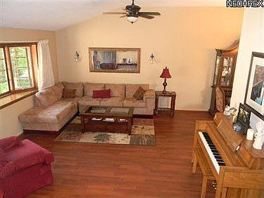 4th image of 24136 Carla Ln