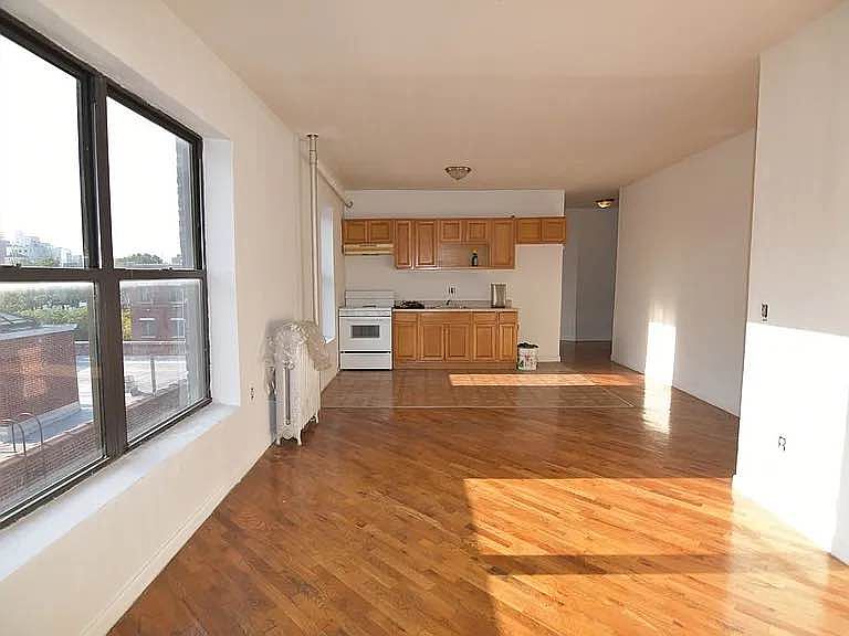 1st image of 476 Clinton Ave APT 6E