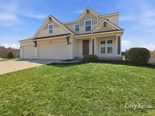 6233 Norfolk Dr, Norton Shores, MI 49444