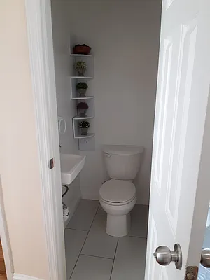 Rented by BUZZ REALTY | media 38