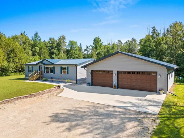N10374 Peterson Rd, Wausaukee, WI 54177