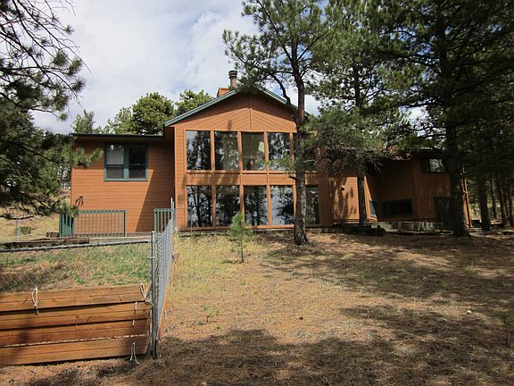 3rd image of 135 E Ridge Dr