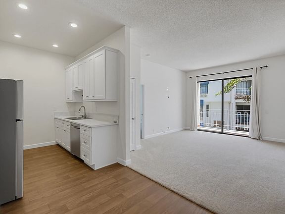 3rd image of 8310 Regents Rd Unit 2A
