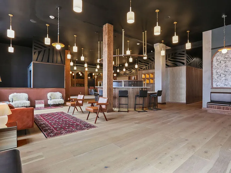 Building's Lounge