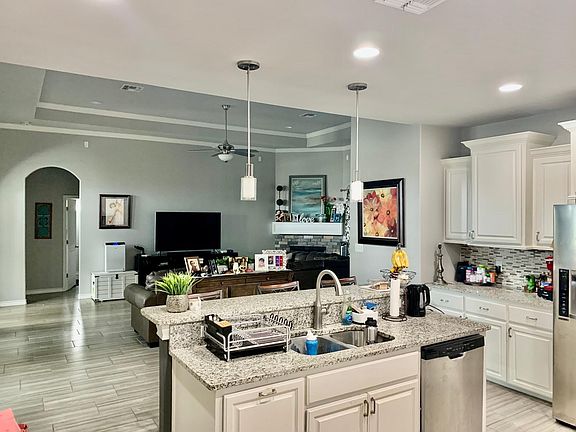 2nd image of 3913 Tateway Ct