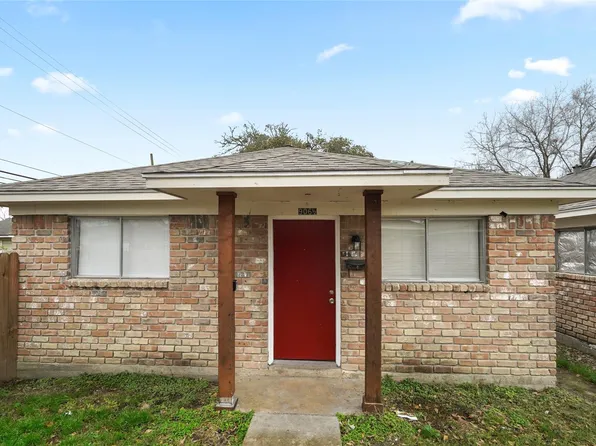 904 Ellena Rd #16, Houston, TX 77076