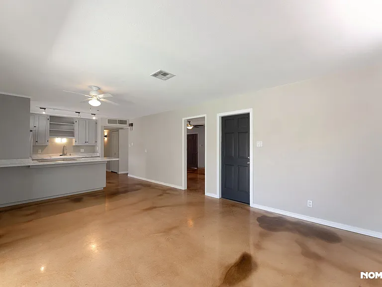 6644 E Latham St — Photo 31