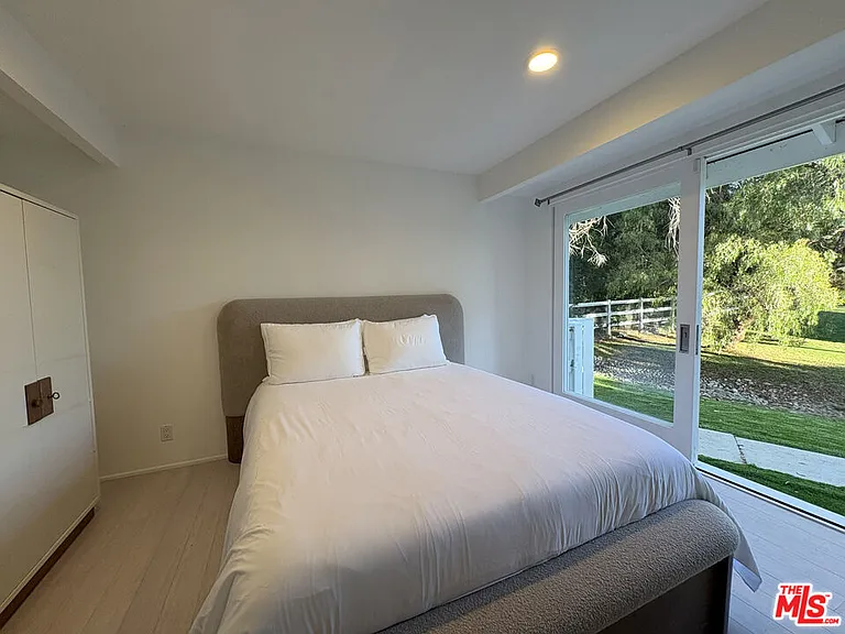 30370 Morning View Dr — Photo 17