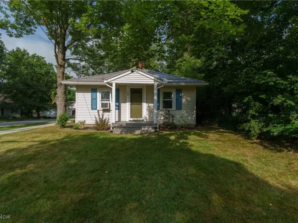 188 Stratford Ave, Wadsworth, OH 44281