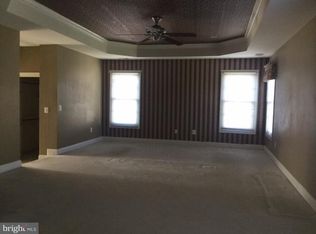 5456 Sherman Oaks Ct, Haymarket, VA 20169