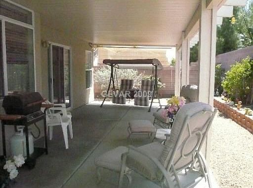 3rd image of 4533 Colonial Canyon St
