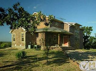 1343 Southridge Dr, Mineral Wells, TX 76067