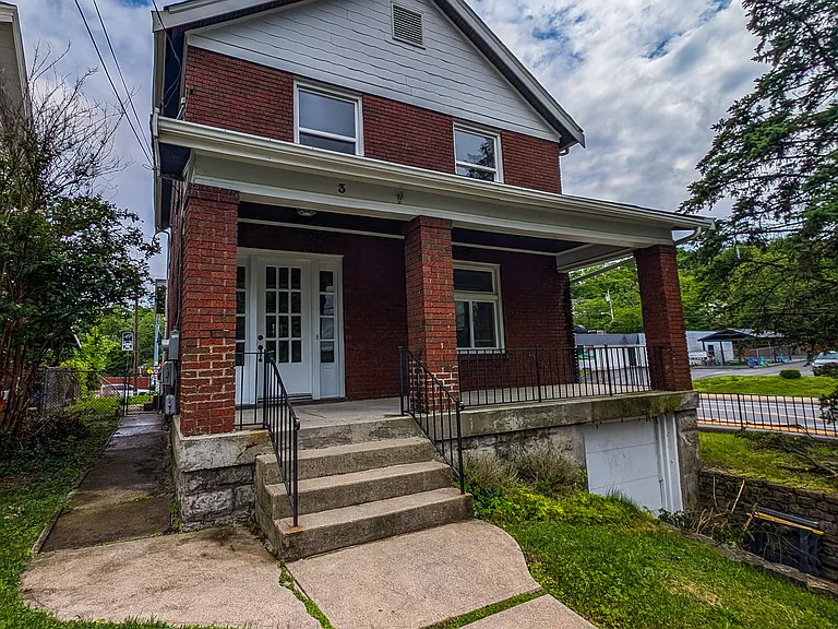 3 Levassor Pl — Photo 5