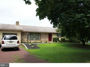 514 Blue School Rd, Perkasie, PA 18944