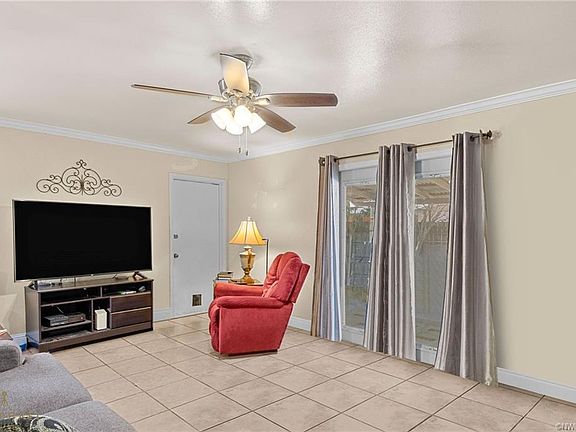 5th image of 8568 Meadow Parkway Dr