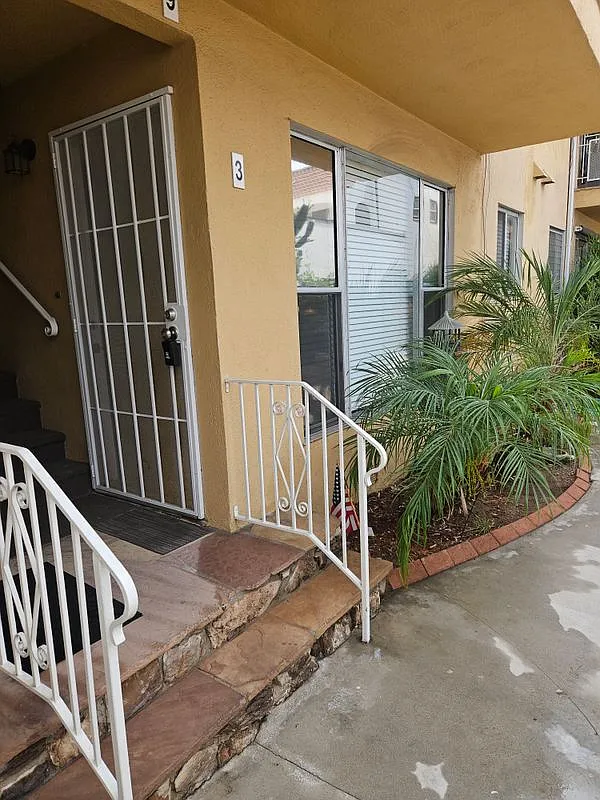 1 bed, 1.0 bath, 644 sqft, $2,300 — Photo 1
