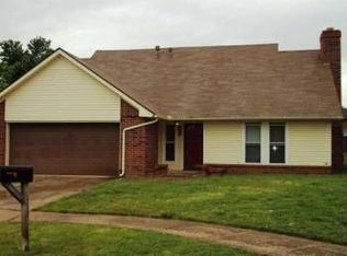 213 Red Oak Cir, Moore, OK 73160
