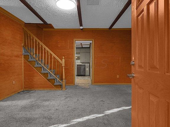 5th image of 125 Garfield Ave