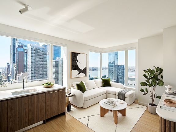 4th image of 550 10th Ave #2205