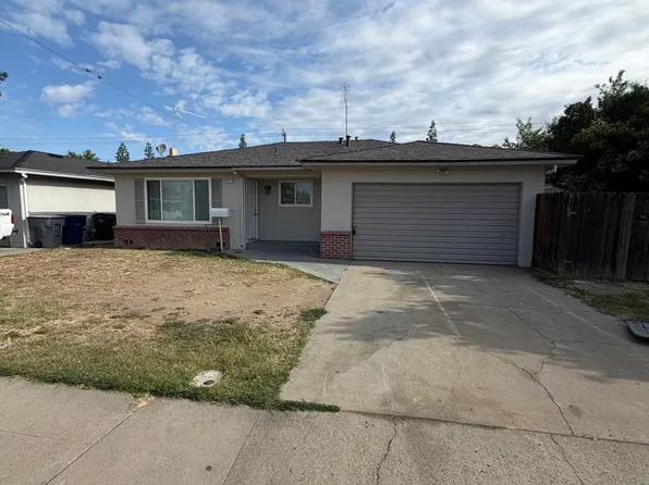 445 W San Gabriel Ave, Clovis, CA 93612