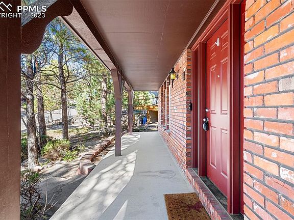 5th image of 6015 Castlewood Ln