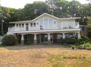 5885 Lake Harbor Rd, Norton Shores, MI 49441