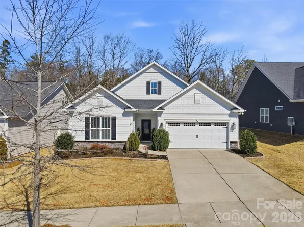 1308 Vintage Walk Dr, Indian Trail, NC 28079