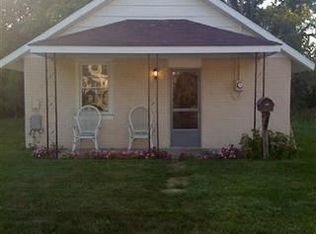 16 Cedar St, Franklin, OH 45005