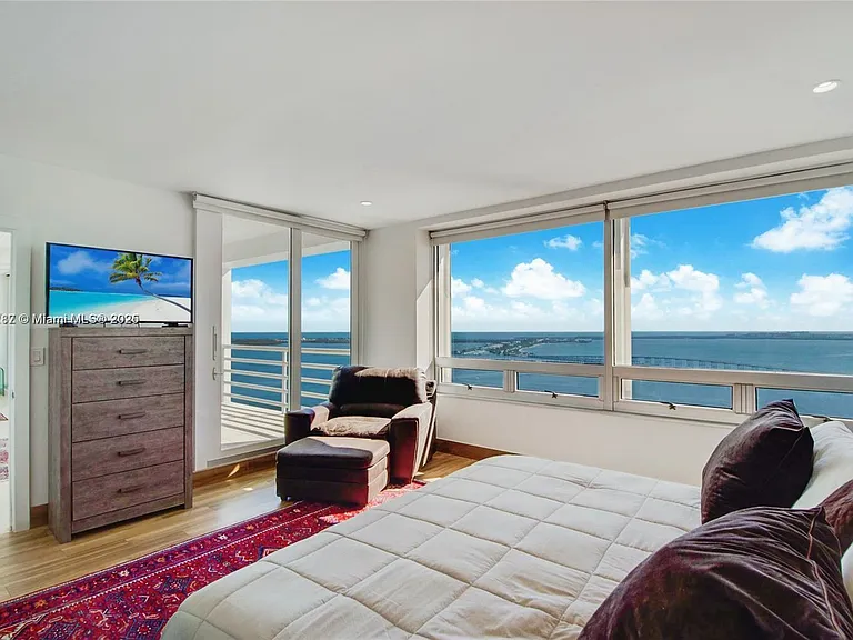 1541 Brickell Ave #A-3902 — Photo 18