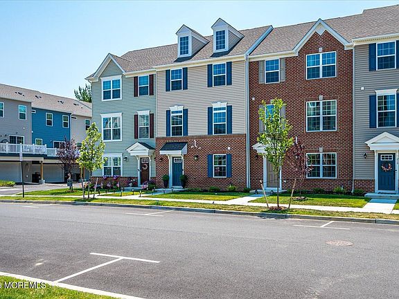 2nd image of 220 Anchor Way #3820