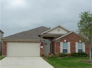 18630 Cypress Lake Village Dr, Cypress, TX 77429