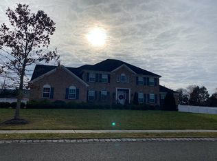 5 Bridle Ct, Jackson, NJ