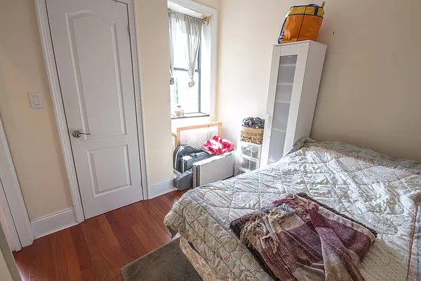 Rented by Twyford Real Estate | media 9